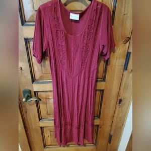 Holy Clothing Burgundy Midi Dress